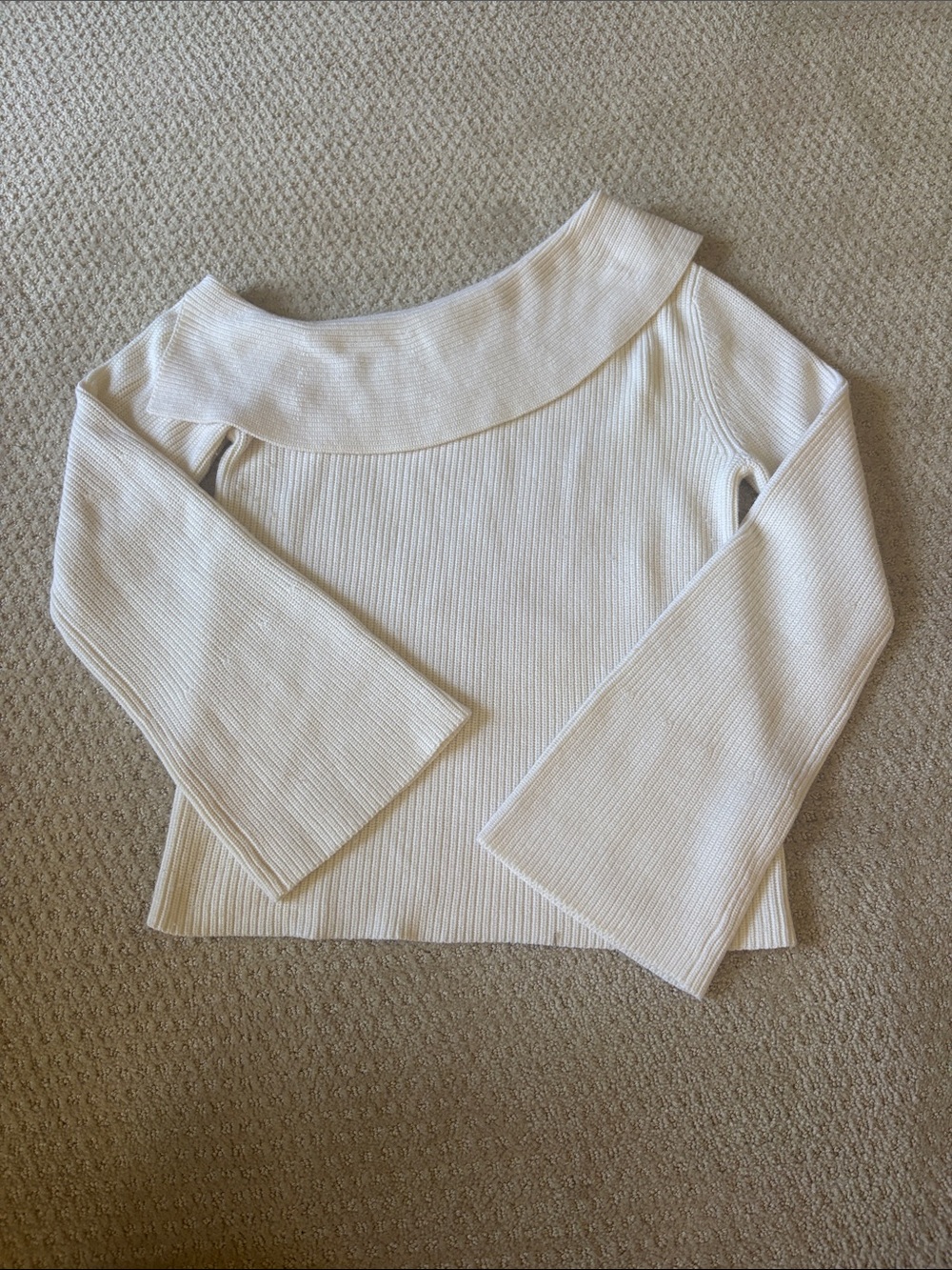 Theory Off-Shoulder Ribbed Cream Sweater
